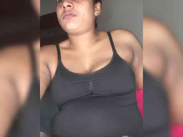 SexyCherri webcam