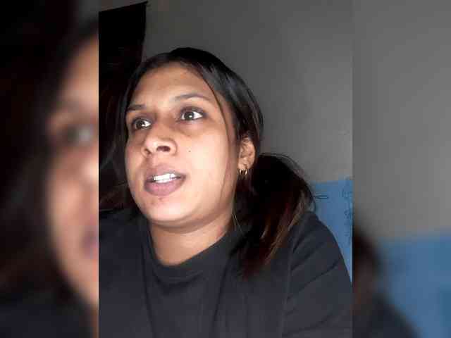 SexyCherri webcam