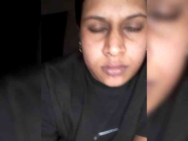 SexyCherri webcam