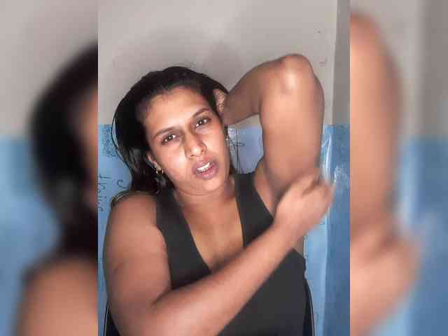 SexyCherri webcam
