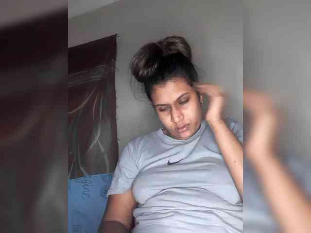 SexyCherri webcam