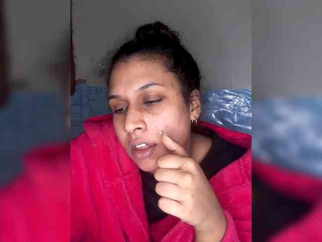 SexyCherri webcam