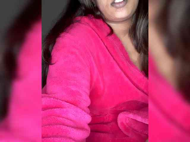 SexyCherri webcam