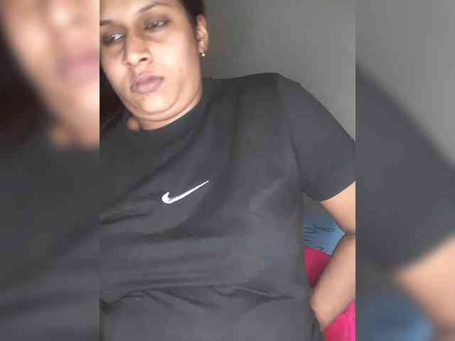 SexyCherri webcam