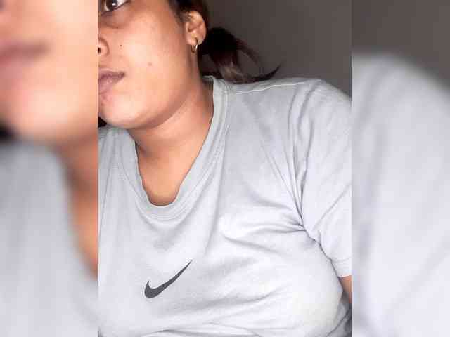 SexyCherri webcam