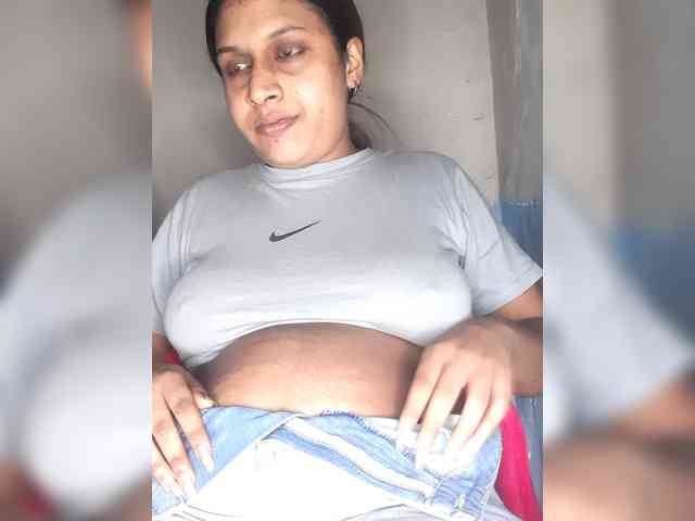 SexyCherri webcam