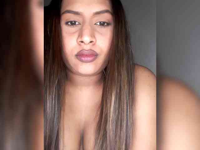 SexyCherri webcam