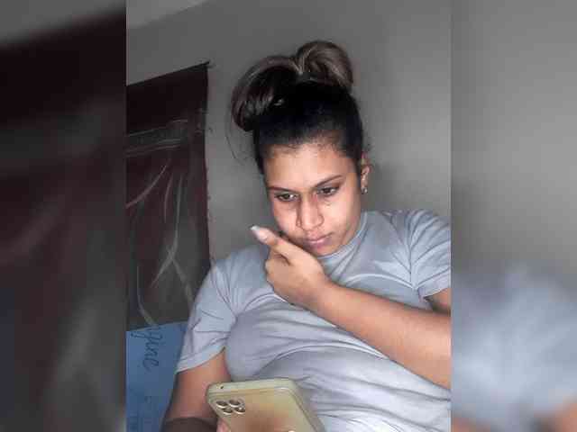 SexyCherri webcam