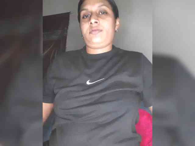 SexyCherri webcam