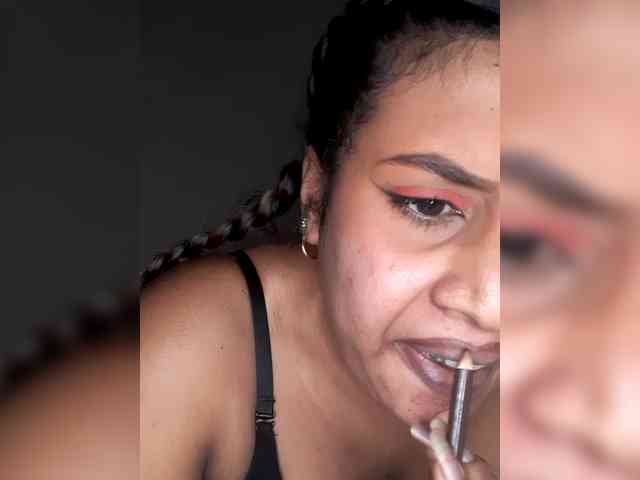 SexyCherri Live Webcam on BongaCams