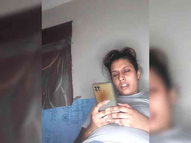 SexyCherri webcam
