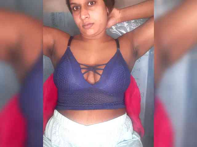 SexyCherri webcam