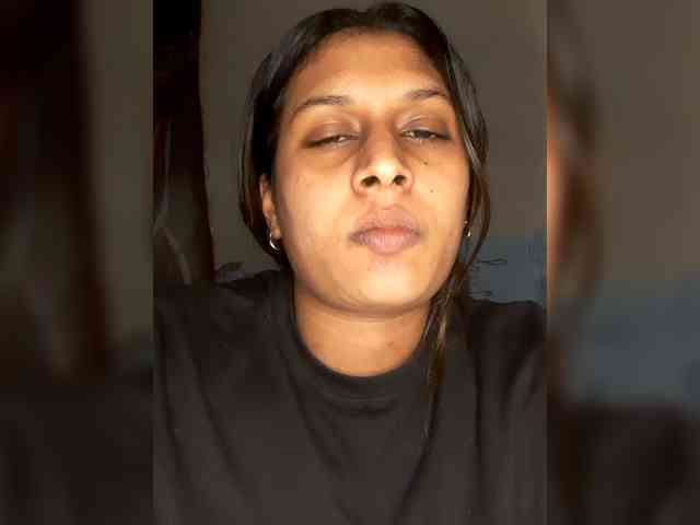 SexyCherri webcam