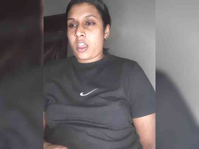 SexyCherri webcam