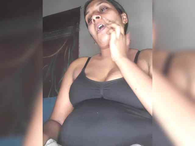 SexyCherri webcam