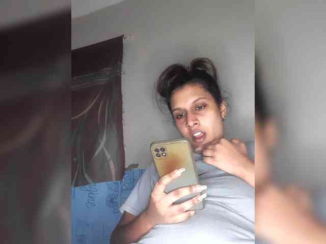 SexyCherri webcam