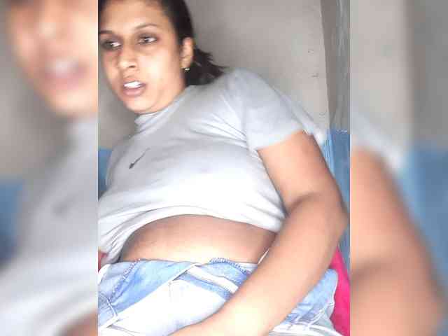 SexyCherri webcam