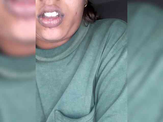 SexyCherri webcam