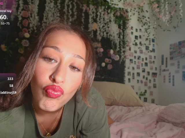 LyraCovee live cam on BongaCams
