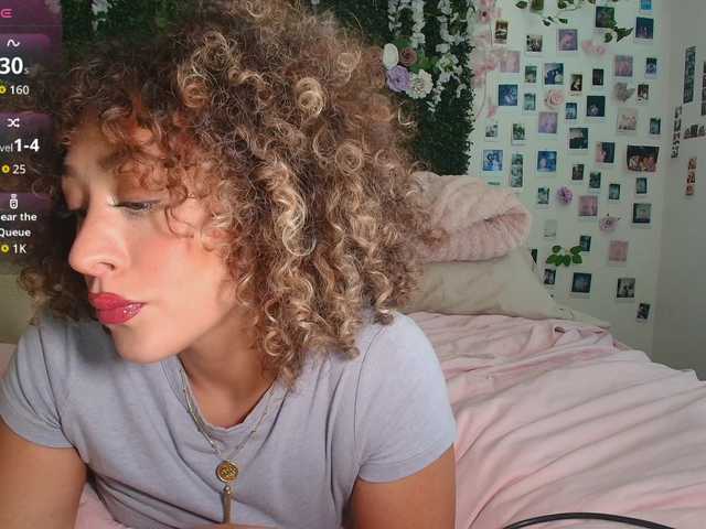 LyraCovee live cam on BongaCams
