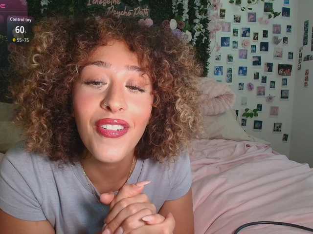 LyraCovee live cam on BongaCams