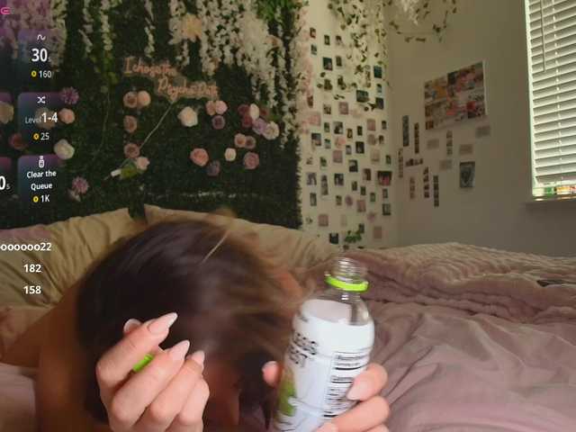 lyracovee