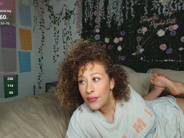LyraCovee live cam on BongaCams