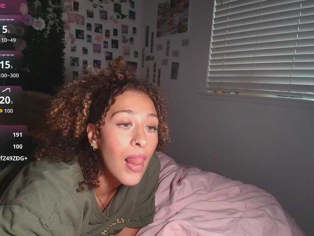 LyraCovee live cam on BongaCams