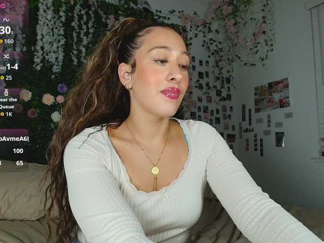 LyraCovee live cam on BongaCams