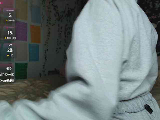 LyraCovee webcam