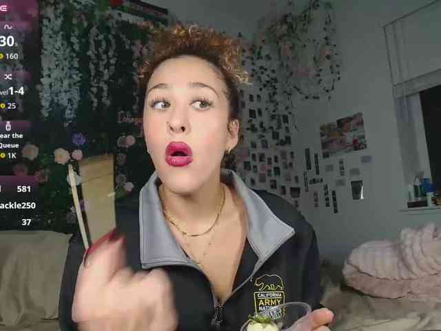 LyraCovee