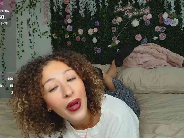 LyraCovee