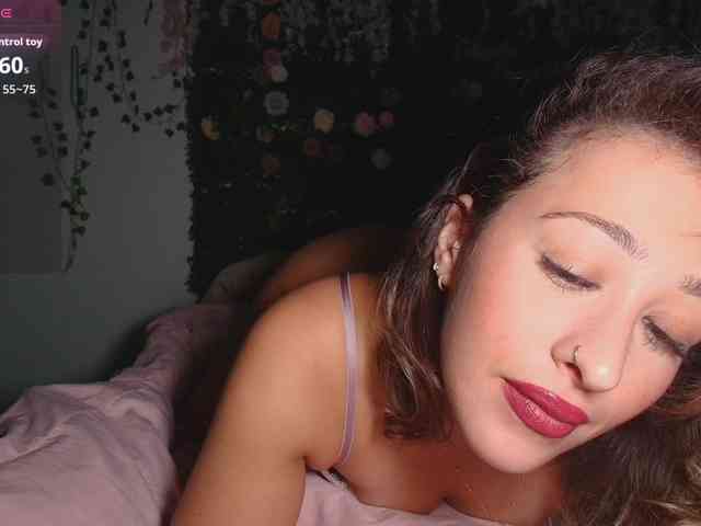 LyraCovee - Girl 
