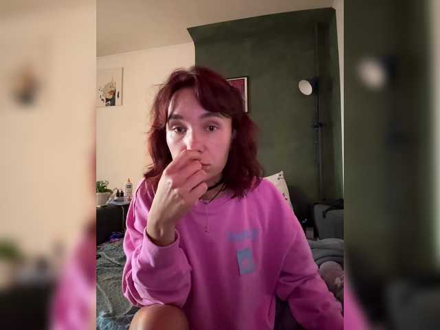 Josie-Den live cam on BongaCams