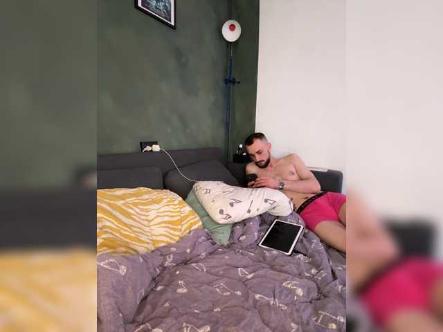 Josie-Den live cam on BongaCams