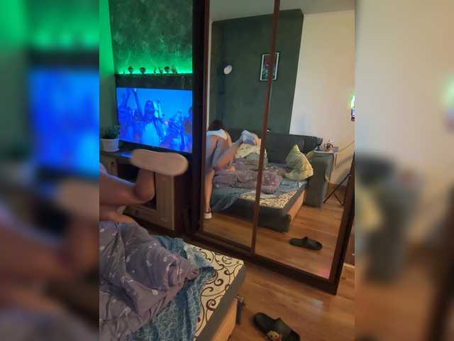 Josie-Den live cam on BongaCams