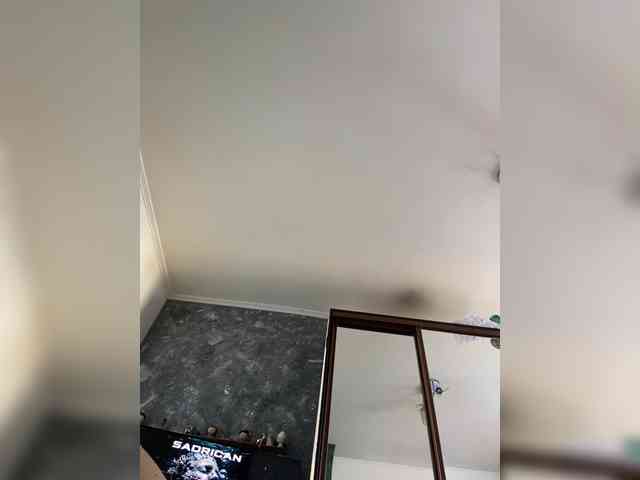 Josie-Den webcam