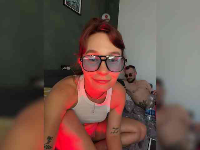 Josie-Den webcam
