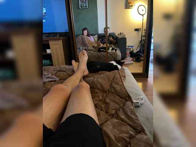 Josie-Den webcam