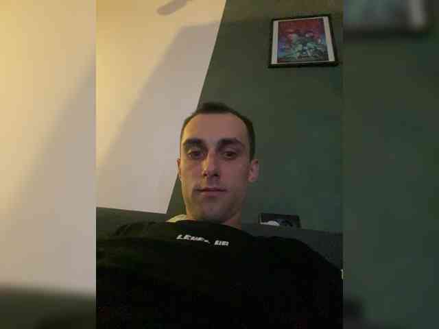 Josie-Den webcam