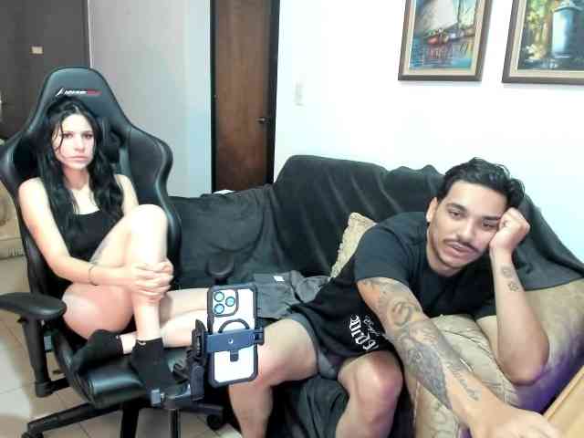 Noctessaandvax webcam