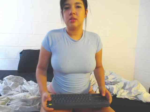 Wildcherry02 webcam