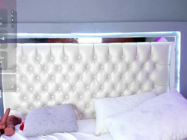 Megan-foxxx live cam on BongaCams