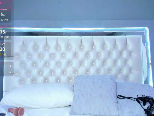 Megan-foxxx live cam on BongaCams
