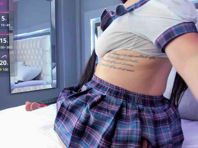 Megan-foxxx webcam