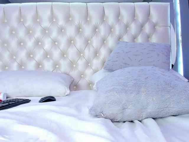 Megan-foxxx webcam