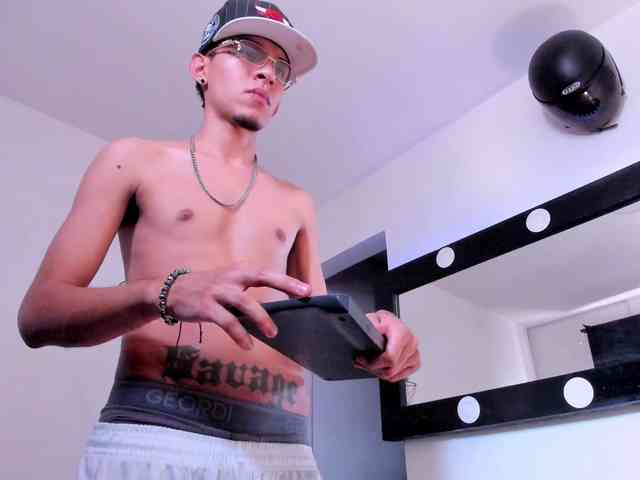 Alejandro900