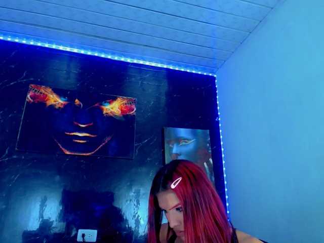 KeishasexyBrood live webcam show