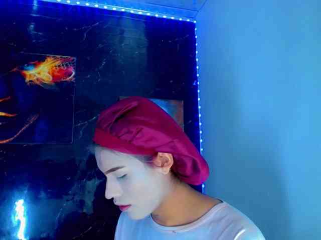 KeishasexyBrood Sex Cam Show