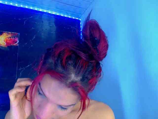 KeishasexyBrood Sex Cam Show